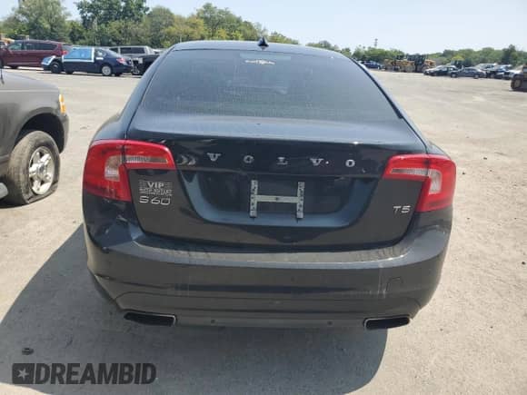 2015 Volvo S60 T5 Drive-E Premier with VIN YV140MFK6F2336518, listed as a Copart auction lot 68339405 with 142,401 mi miles and Salvage title. Bid and sale history available at DreamBid. Image 6.