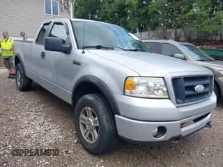 2008 Ford F-150 STX with VIN 1FTRX14W58FC03112, listed as a IAAI auction lot 42539072 with 124,549 mi miles and . Bid and sale history available at DreamBid. Image 1.