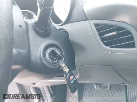 2012 Hyundai Elantra Limited with VIN 5NPDH4AE0CH097803, listed as a IAAI auction lot 43200489 with 119,510 mi miles and . Bid and sale history available at DreamBid. Image 11.