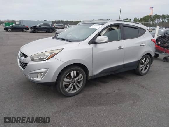 2014 Hyundai Tucson Limited z VIN KM8JU3AG0EU933074, wystawiony jako IAAI lot #41532272 z przebiegiem 158 076 mil mil oraz . Historia ofert i sprzedaży dostępna na DreamBid. Obrazek 22.