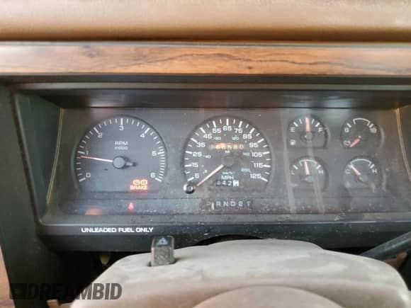 1993 Dodge Dakota S с VIN 1B7FL26X7PS268513, выставлен на аукционе Copart как лот 87258164 с пробегом 166 580 миль миль и Списание • Salvage title. История ставок и продаж доступна на DreamBid. Изображение 9.