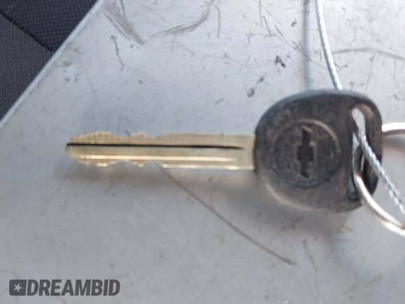 2010 Chevrolet Colorado 1LT z VIN 1GCDSCDE0A8101237, wystawiony jako IAAI lot #43024064 z przebiegiem 272 848 mil mil oraz . Historia ofert i sprzedaży dostępna na DreamBid. Obrazek 11.