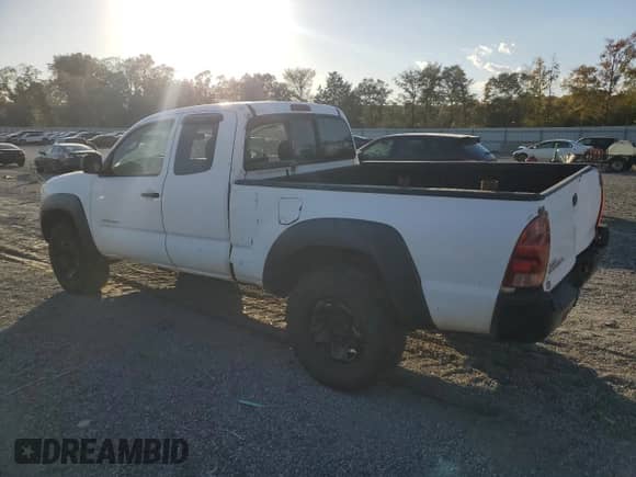 2006 Toyota Tacoma с VIN 5TEUX42N06Z159994, выставлен на аукционе Copart как лот 90085575 с пробегом 269 921 миль миль и Чистый • Clean title. История ставок и продаж доступна на DreamBid. Изображение 2.