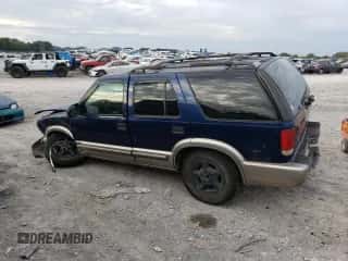 2000 Chevrolet Blazer LT с VIN 1GNDT13W8Y2197764, выставлен на аукционе Copart как лот 70231994 с пробегом 281 074 миль миль и Списание • Salvage title. История ставок и продаж доступна на DreamBid. Изображение 2.