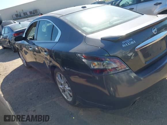 2012 Nissan Maxima SV z VIN 1N4AA5AP4CC830841, wystawiony jako IAAI lot #43428943 z przebiegiem 129 397 mil mil oraz . Historia ofert i sprzedaży dostępna na DreamBid. Obrazek 3.