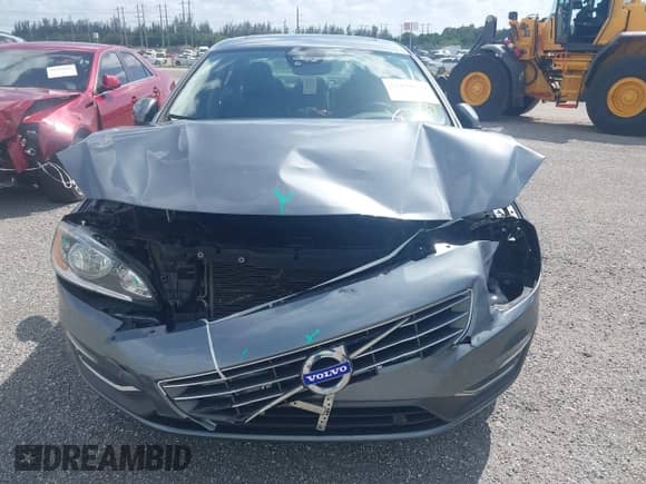 2017 Volvo S60 Inscription с VIN LYV402HKXHB126979, выставлен на аукционе IAAI как лот 42470950 с пробегом 4 064 миль миль и . История ставок и продаж доступна на DreamBid. Изображение 11.