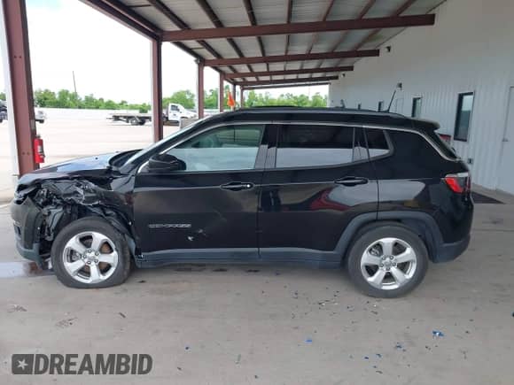 2021 Jeep Compass Altitude with VIN 3C4NJCBB6MT576896, listed as a IAAI auction lot 38196327 with 38,367 mi miles and . Bid and sale history available at DreamBid. Image 14.