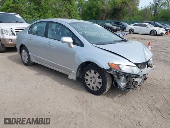 2010 Honda Civic с VIN 19XFA1E37AE011120, выставлен на аукционе IAAI как лот 42123347 с пробегом 61 881 миль миль и . История ставок и продаж доступна на DreamBid. Изображение 1.
