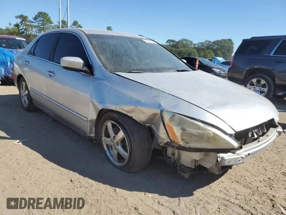 2007 Honda Accord LX z VIN 1HGCM56497A104601, wystawiony jako Copart lot #86326505 z przebiegiem Nie podano mil oraz Szkoda całkowita • Salvage title. Historia ofert i sprzedaży dostępna na DreamBid. Obrazek 4.