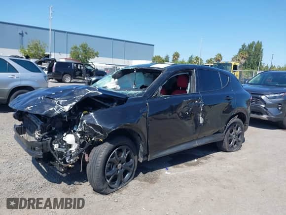 2023 Dodge Hornet GT Plus z VIN ZACNDFBN3P3A03752, wystawiony jako IAAI lot #39635509 z przebiegiem 19 094 mil mil oraz . Historia ofert i sprzedaży dostępna na DreamBid. Obrazek 18.