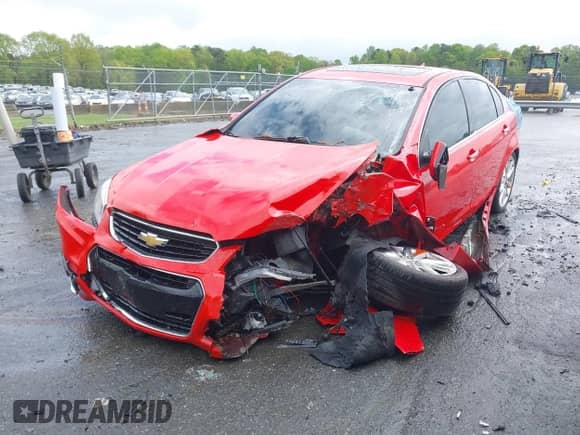 2014 Chevrolet SS z VIN 6G3F15RW7EL945127, wystawiony jako IAAI lot #41995845 z przebiegiem 116 222 mil mil oraz . Historia ofert i sprzedaży dostępna na DreamBid. Obrazek 16.