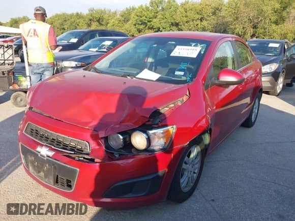2015 Chevrolet Sonic LT с VIN 1G1JC5SB7F4191157, выставлен на аукционе IAAI как лот 43338919 с пробегом 119 848 миль миль и . История ставок и продаж доступна на DreamBid. Изображение 2.