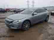 2017 Volvo S60 Inscription Platinum с VIN LYV402TM5HB151572, выставлен на аукционе Copart как лот 86853484 с пробегом Не указан миль и Списание • Salvage title. История ставок и продаж доступна на DreamBid. Изображение 1.