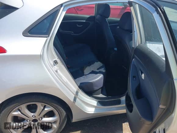 2013 Hyundai Elantra с VIN KMHD35LE2DU047537, выставлен на аукционе IAAI как лот 42046224 с пробегом 181 433 миль миль и . История ставок и продаж доступна на DreamBid. Изображение 8.