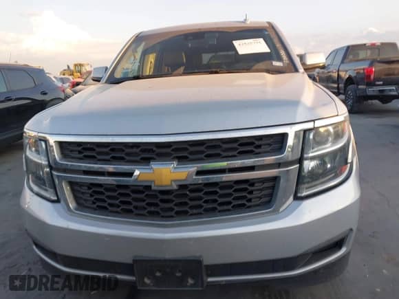 2018 Chevrolet Suburban LT с VIN 1GNSKHKC9JR229886, выставлен на аукционе IAAI как лот 43535775 с пробегом 171 608 миль миль и . История ставок и продаж доступна на DreamBid. Изображение 6.