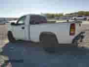 2005 GMC Sierra 1500 Work Truck z VIN 1GTEC14X25Z154738, wystawiony jako Copart lot #48049285 z przebiegiem Nie podano mil oraz Szkoda całkowita • Salvage title. Historia ofert i sprzedaży dostępna na DreamBid. Obrazek 2.
