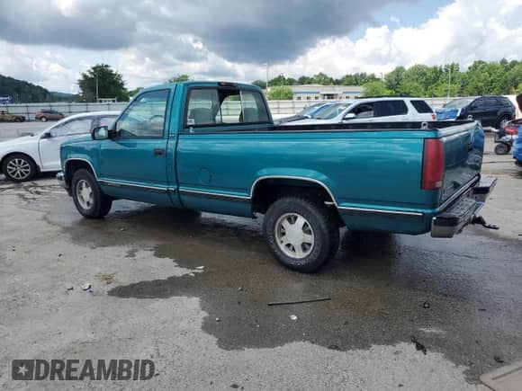 1996 GMC Sierra 1500 с VIN 1GTEC14R5TZ535756, выставлен на аукционе Copart как лот 61468735 с пробегом 145 833 миль миль и Списание • Salvage title. История ставок и продаж доступна на DreamBid. Изображение 2.