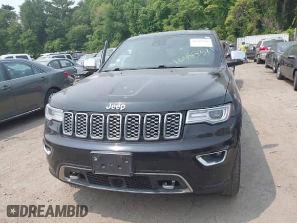 2017 Jeep Grand Cherokee Overland with VIN 1C4RJFCG4HC632929, listed as a IAAI auction lot 42385321 with 205,593 mi miles and . Bid and sale history available at DreamBid. Image 12.