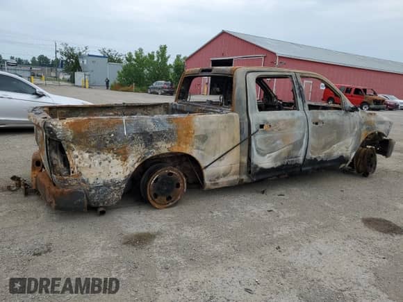 2016 Ram 1500 Tradesman z VIN 1C6RR7SM0GS280319, wystawiony jako Copart lot #61900155 z przebiegiem Nie podano mil oraz Nie do naprawy • Non repairable. Historia ofert i sprzedaży dostępna na DreamBid. Obrazek 3.