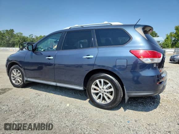 2016 Nissan Pathfinder S with VIN 5N1AR2MM1GC657820, listed as a Copart auction lot 64108355 with 160,558 mi miles and Clean title. Bid and sale history available at DreamBid. Image 2.