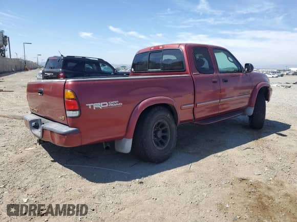2001 Toyota Tundra Limited z VIN 5TBRT38161S194649, wystawiony jako Copart lot #66212845 z przebiegiem 272 341 mil mil oraz Szkoda całkowita • Salvage title. Historia ofert i sprzedaży dostępna na DreamBid. Obrazek 3.