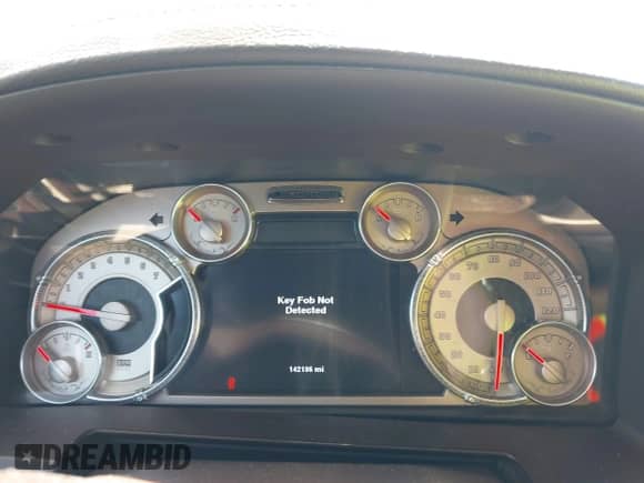 2014 Ram 1500 Longhorn z VIN 1C6RR7PT7ES368846, wystawiony jako IAAI lot #43137351 z przebiegiem 142 136 mil mil oraz . Historia ofert i sprzedaży dostępna na DreamBid. Obrazek 15.