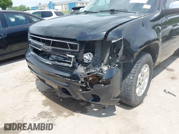 2007 Chevrolet Suburban LT с VIN 1GNFK16387R334138, выставлен на аукционе IAAI как лот 42290724 с пробегом 197 097 миль миль и . История ставок и продаж доступна на DreamBid. Изображение 6.