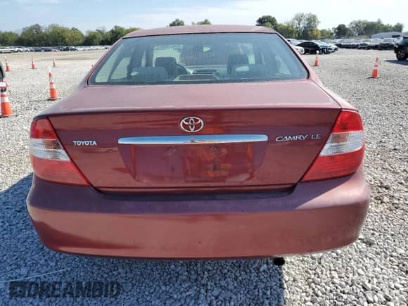 2002 Toyota Camry LE z VIN 4T1BE32K22U016251, wystawiony jako Copart lot #84827955 z przebiegiem 283 817 mil mil oraz Szkoda całkowita • Salvage title. Historia ofert i sprzedaży dostępna na DreamBid. Obrazek 6.
