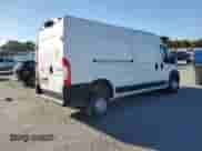 2023 Ram ProMaster Cargo z VIN 3C6LRVDG8PE589587, wystawiony jako Copart lot #85880065 z przebiegiem Nie podano mil oraz Czysty tytuł • Clean title. Historia ofert i sprzedaży dostępna na DreamBid. Obrazek 3.