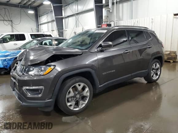 2020 Jeep Compass Limited с VIN 3C4NJCCB3LT179725, выставлен на аукционе Copart как лот 80908555 с пробегом 115 217 миль миль и Списание • Salvage title. История ставок и продаж доступна на DreamBid. Изображение 1.