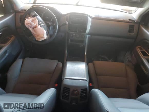 2007 Honda Pilot LX с VIN 5FNYF28197B003307, выставлен на аукционе Copart как лот 67850535 с пробегом 153 609 миль миль и Списание • Salvage title. История ставок и продаж доступна на DreamBid. Изображение 8.