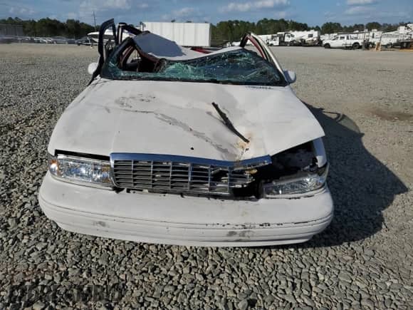 1992 Chevrolet Caprice с VIN 1G1BL53E0NR105654, выставлен на аукционе Copart как лот 78834654 с пробегом Не указан миль и Списание • Salvage title. История ставок и продаж доступна на DreamBid. Изображение 5.