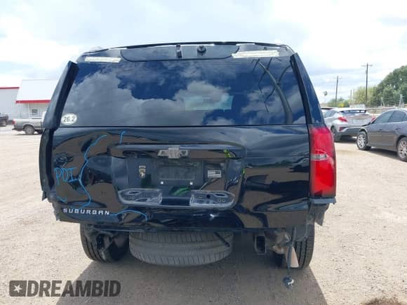 2016 Chevrolet Suburban LT с VIN 1GNSCHKC9GR286126, выставлен на аукционе IAAI как лот 43171287 с пробегом 130 915 миль миль и . История ставок и продаж доступна на DreamBid. Изображение 17.