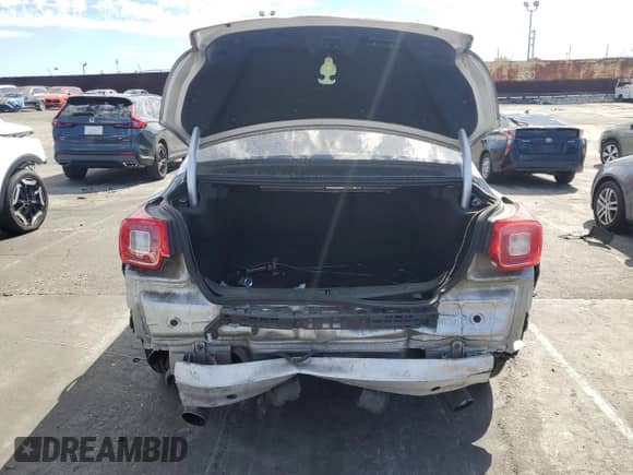 2013 Chevrolet Malibu LTZ с VIN 1G11H5SA8DF224922, выставлен на аукционе Copart как лот 84642825 с пробегом 204 065 миль миль и Списание • Salvage title. История ставок и продаж доступна на DreamBid. Изображение 6.