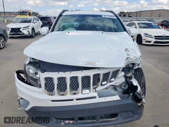 2017 Jeep Compass High Altitude с VIN 1C4NJCEB4HD186354, выставлен на аукционе Copart как лот 82139935 с пробегом 120 800 миль миль и Списание • Salvage title. История ставок и продаж доступна на DreamBid. Изображение 5.