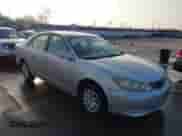 2006 Toyota Camry SE z VIN 4T1BE30K66U644015, wystawiony jako IAAI lot #43489481 z przebiegiem 156 277 mil mil oraz . Historia ofert i sprzedaży dostępna na DreamBid. Obrazek 1.