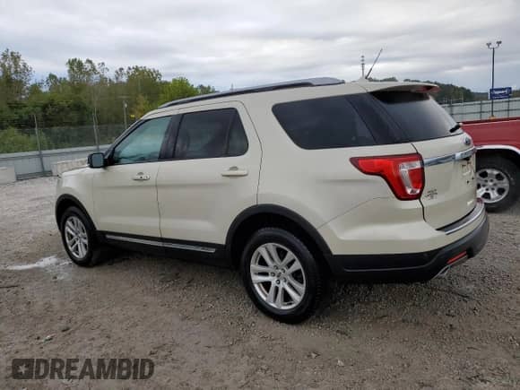 2018 Ford Explorer XLT с VIN 1FM5K8D80JGB81474, выставлен на аукционе Copart как лот 84808915 с пробегом 40 677 миль миль и Списание • Salvage title. История ставок и продаж доступна на DreamBid. Изображение 2.