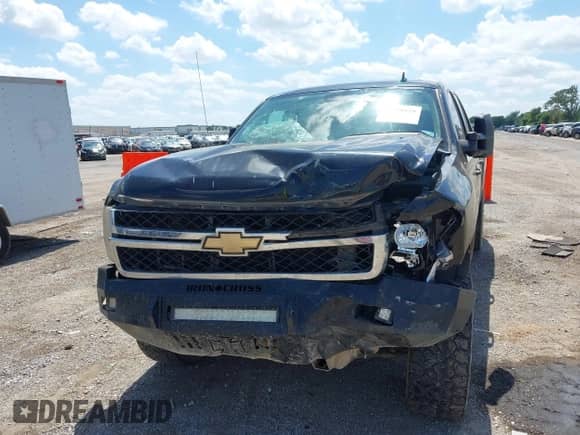 2011 Chevrolet Silverado 2500HD LT с VIN 1GC1KXC81BF228288, выставлен на аукционе IAAI как лот 42580929 с пробегом 301 747 миль миль и . История ставок и продаж доступна на DreamBid. Изображение 6.