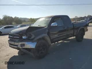2000 Toyota Tundra SR5 with VIN 5TBRN3415YS064680, listed as a Copart auction lot 81610985 with 312,105 mi miles and Salvage title. Bid and sale history available at DreamBid. Image 1.