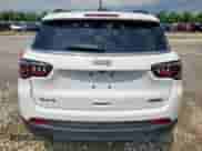 2024 Jeep Compass Latitude Lux с VIN 3C4NJDFN4RT149931, выставлен на аукционе Copart как лот 69669565 с пробегом 3 204 миль миль и Списание • Salvage title. История ставок и продаж доступна на DreamBid. Изображение 6.