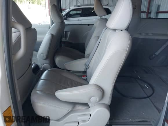 2011 Toyota Sienna XLE AAS with VIN 5TDYK3DC7BS107419, listed as a IAAI auction lot 43080723 with 169,485 mi miles and . Bid and sale history available at DreamBid. Image 8.
