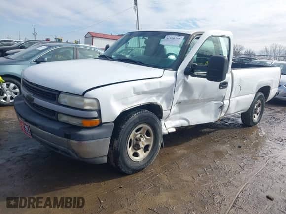 2002 Chevrolet Silverado 1500 z VIN 1GCEC14WX2Z146163, wystawiony jako IAAI lot #41520765 z przebiegiem 195 742 mil mil oraz . Historia ofert i sprzedaży dostępna na DreamBid. Obrazek 18.