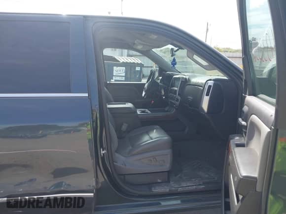 2018 GMC Sierra 1500 SLT z VIN 3GTU2NEC1JG470434, wystawiony jako IAAI lot #43335361 z przebiegiem 79 283 mil mil oraz . Historia ofert i sprzedaży dostępna na DreamBid. Obrazek 5.