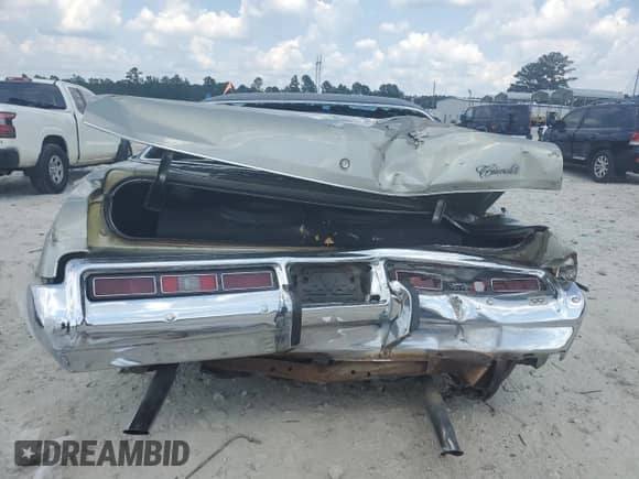 1972 Chevrolet Caprice с VIN 1N39R2D235350, выставлен на аукционе Copart как лот 68200775 с пробегом 78 954 миль миль и Списание • Salvage title. История ставок и продаж доступна на DreamBid. Изображение 6.