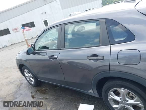 2023 Honda HR-V LX with VIN 3CZRZ2H33PM747813, listed as a IAAI auction lot 42944163 with 52,207 mi miles and . Bid and sale history available at DreamBid. Image 14.
