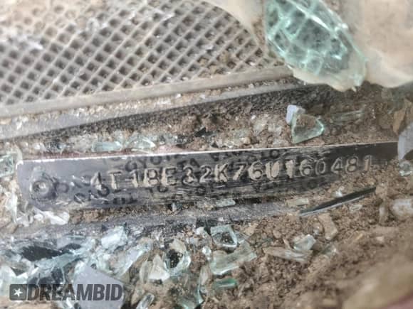 2006 Toyota Camry STD с VIN 4T1BE32K76U160481, выставлен на аукционе Copart как лот 60818045 с пробегом Не указан миль и Списание • Salvage title. История ставок и продаж доступна на DreamBid. Изображение 12.