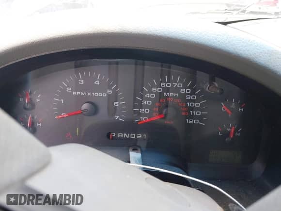 2008 Ford F-150 XL с VIN 1FTRW12W28KB69899, выставлен на аукционе IAAI как лот 42254937 с пробегом 193 402 миль миль и . История ставок и продаж доступна на DreamBid. Изображение 7.