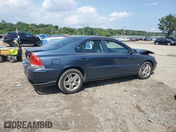 2005 Volvo S60 с VIN YV1RS592652473345, выставлен на аукционе Copart как лот 64978765 с пробегом 223 196 миль миль и Списание • Salvage title. История ставок и продаж доступна на DreamBid. Изображение 3.