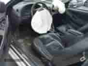 2003 Ford Mustang GT Deluxe z VIN 1FAFP42X83F367937, wystawiony jako IAAI lot #43411690 z przebiegiem Nie podano mil oraz . Historia ofert i sprzedaży dostępna na DreamBid. Obrazek 5.