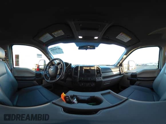 2019 Ford F-250 XL with VIN 1FT7W2A69KED53077, listed as a IAAI auction lot 40785535 with 47,928 mi miles and . Bid and sale history available at DreamBid. Image 18.